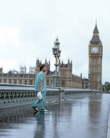 In 28 Days Later Jim (Cillian Murphy)  wanders around the deserted London after waking from a coma. Background rock music plays increasingly louder as we watch Jim walk farther into the empty streets.