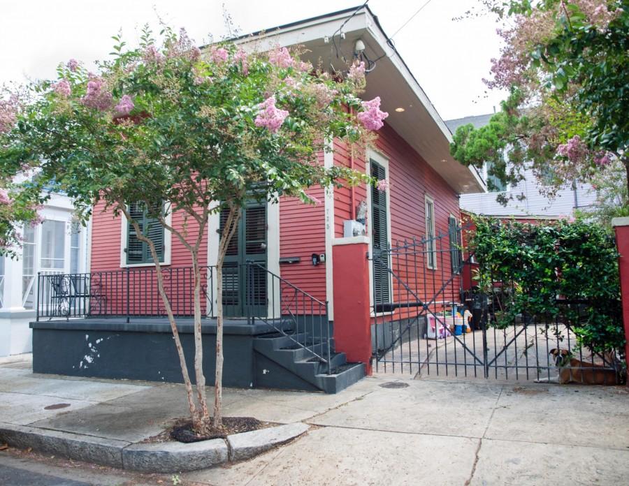 This+house+stands+in+the+Marigny.+14-year-old+Marshall+Coulter+was+shot+near+the+backdoor+of+this+home+in+the+700+block+of+Mandeville+Street%2C+inside+the+fenced-in+front+yard.+