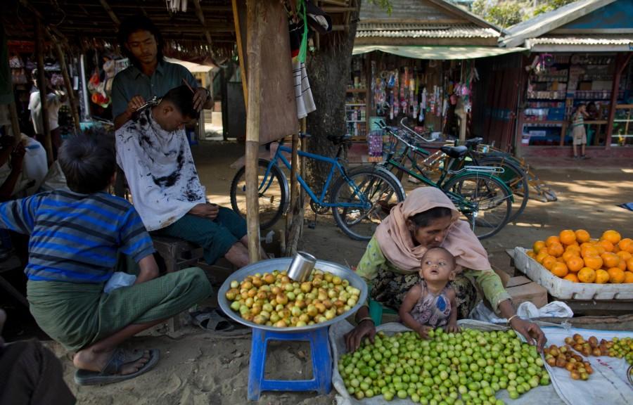 Sectarian violence continues in Myanmar