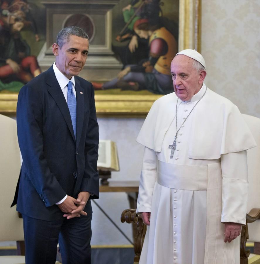 In this photo taken March 27, 2014, President Barack Obama meets with Pope Francis at the Vatican. When Pope Francis arrives in the United States, he will get an airport welcome that few world leaders have ever received: a plane-side greeting from President Barack Obama and his wife, Michelle. The extraordinary gesture on Sept. 22 is just the beginning of the pomp and protocol that will be on display as Washington welcomes the popular leader of the world�s 1.2 billion Roman Catholics and the head of Vatican City. (AP Photo/Pablo Martinez Monsivais)