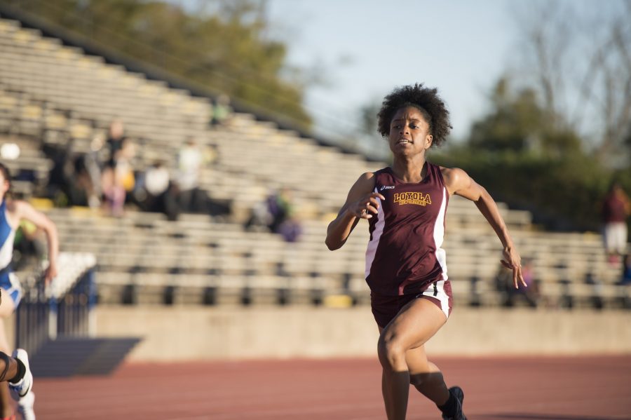 Sophomore Tiera Henderson sprints during the team's races at the Tulane Twilight Invitational on March 4, 2016. The Wolf Pack head to the LSU Twilight Invitational on Feb. 17. Photo credit: Courtesy of the Athletic Department