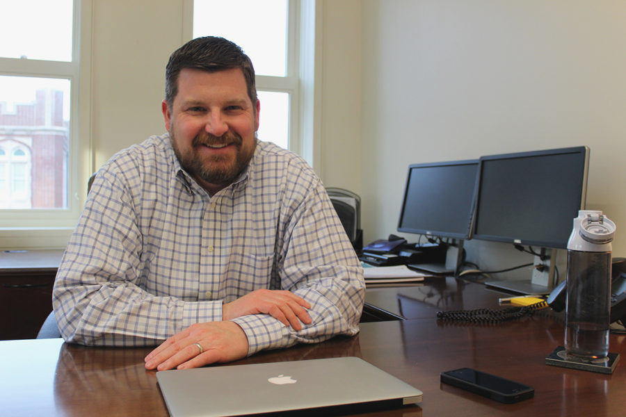 Nathan Ament, director of admissions, hopes to use his new position to grow the university. Ament began working on January 11 and is excited to work for a Jesuit University. CRISTIAN ORELLANA /The Maroon.