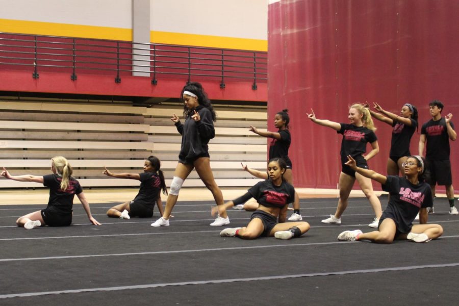 The Loyola cheer team practicing their routine on Jan. 18 2018. Loyola finished third place in the Southern States Athletic Conference championship on Feb. 3 2018. CRISTIAN ORELLANA/The Maroon. Photo credit: Cristian Orellana
