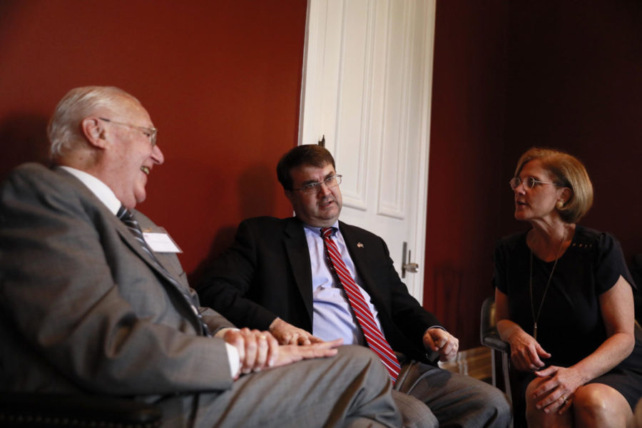 Secretary of Veterans Affairs Robert Wilkie, A'88, (center) sits with Moon Landrieu (left), former mayor of New Orleans, and Dean of the College of Law Madeleine Landrieu (right). Wilkie returned to his alma mater to discuss with student-veterans and alumni. Photo credit: Andres Fuentes