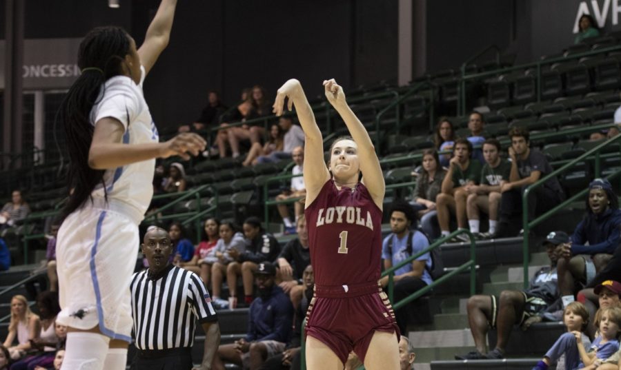 Accounting junior Paige Franckiewicz (1) goes for a shot. Photo credit: Loyola New Orleans Athletics