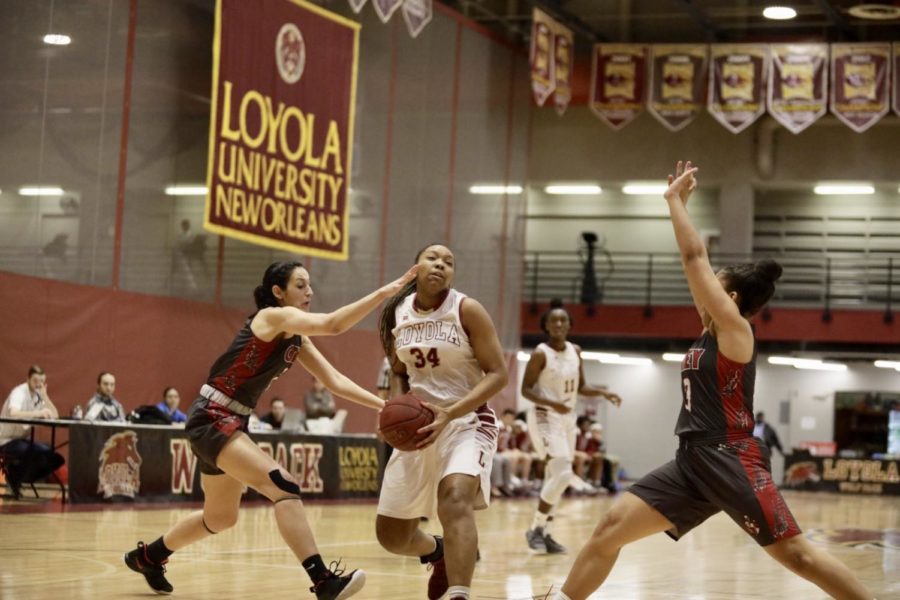 Biology senior An'Jolique Woodson led the squad off the bench as the Loyola's women's basketball team racks up a 60-44 win over Florida College. Photo credit: Andres Fuentes