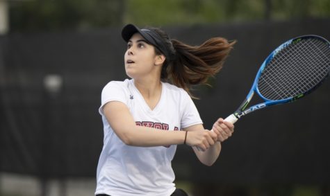 Finance junior Arianna Pepper went 1-6, 6-1, 6-4 in her solo victory in the conference semifinals. Both Loyola teams lost to Middle Georgia in the second round. Photo credit: Kyle Encar