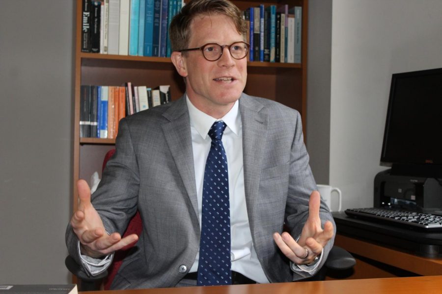 Philosophy professor Dr. Jonathan Peterson shares his vision for Loyola’s future on Jan. 10, 2020. Peterson reflected on his journey to his position as the new University Honors Program director.