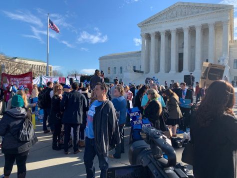 Protesters gather outside the Supreme Courthouse in Washington D.C. on Wednesday, March 4. Hundreds gathered as the Court began oral arguments in a case regarding a Louisiana abortion law. Lily Cummings/ The Maroon.