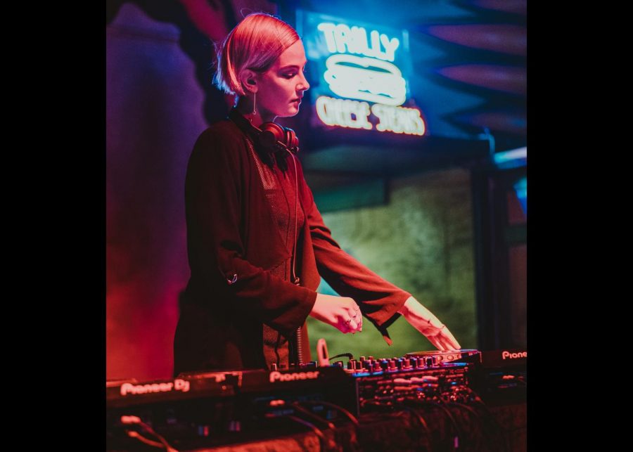 Elisabeth Beth Cohen is mixing music at the Banks St. Bar. Cohen, class of 2020, is building her career as DJ Lady Lavender. Courtesy of Bryce Ell.