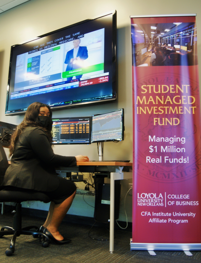 A student works at the Bloomberg Terminal.