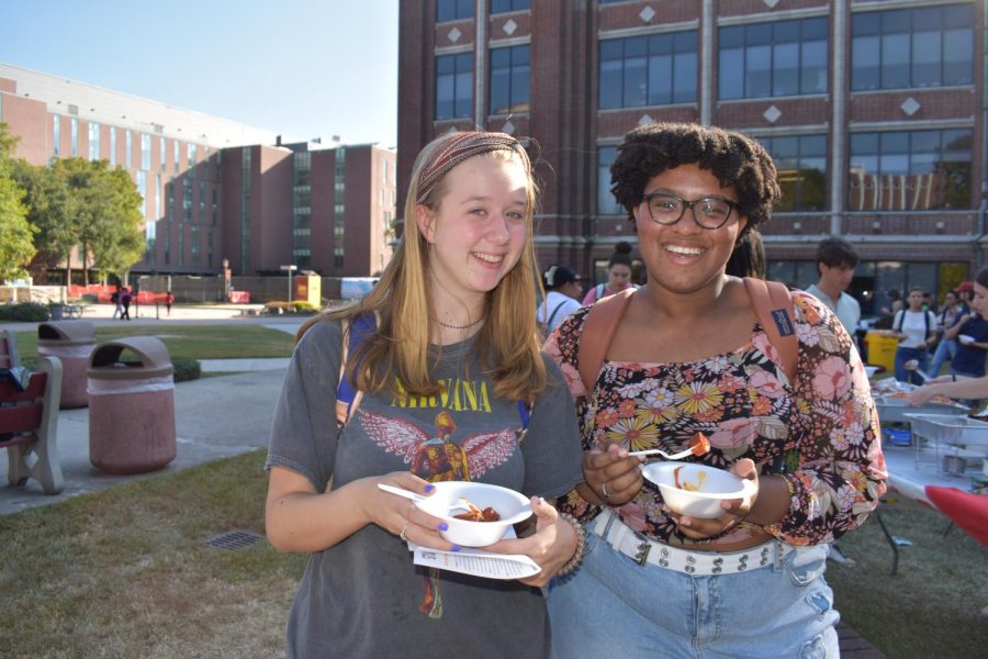 Freshmen Alyssa Hendren and Veronica Trice enjoyed the selection of international foods at the event. Trice said, she liked the pupusa at the Costa Rica booth and the sweet corn tamales from the Honduran booth. 