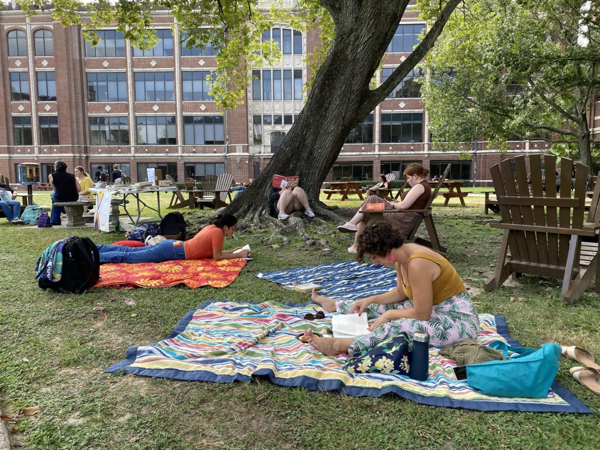 Students participate in a queer lit read-in on Sept. 3, 2023. The read-in was held in the peace quad, as part of the Banned Book week events.