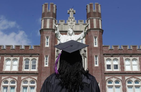 Navigation to Story: Students take issue with new graduation guidelines
