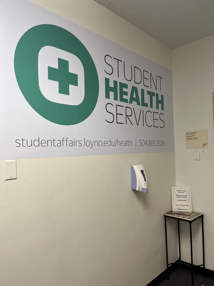 Student+Health+Services+sign+on+Wednesday%2C+May+1%2C+2024.+The+health+center+started+a+new+billing+partnership+with+Ochsner+in+August+2023.+