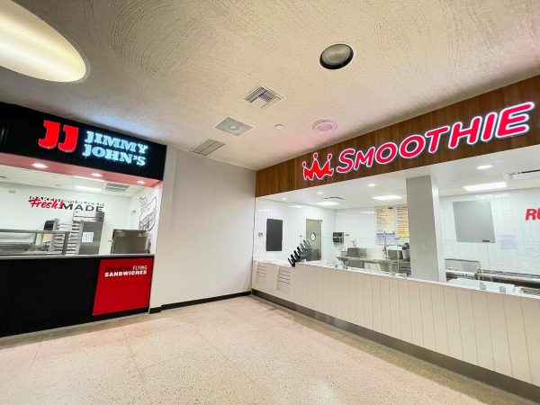 Jimmy John's, Smoothie King start service in October