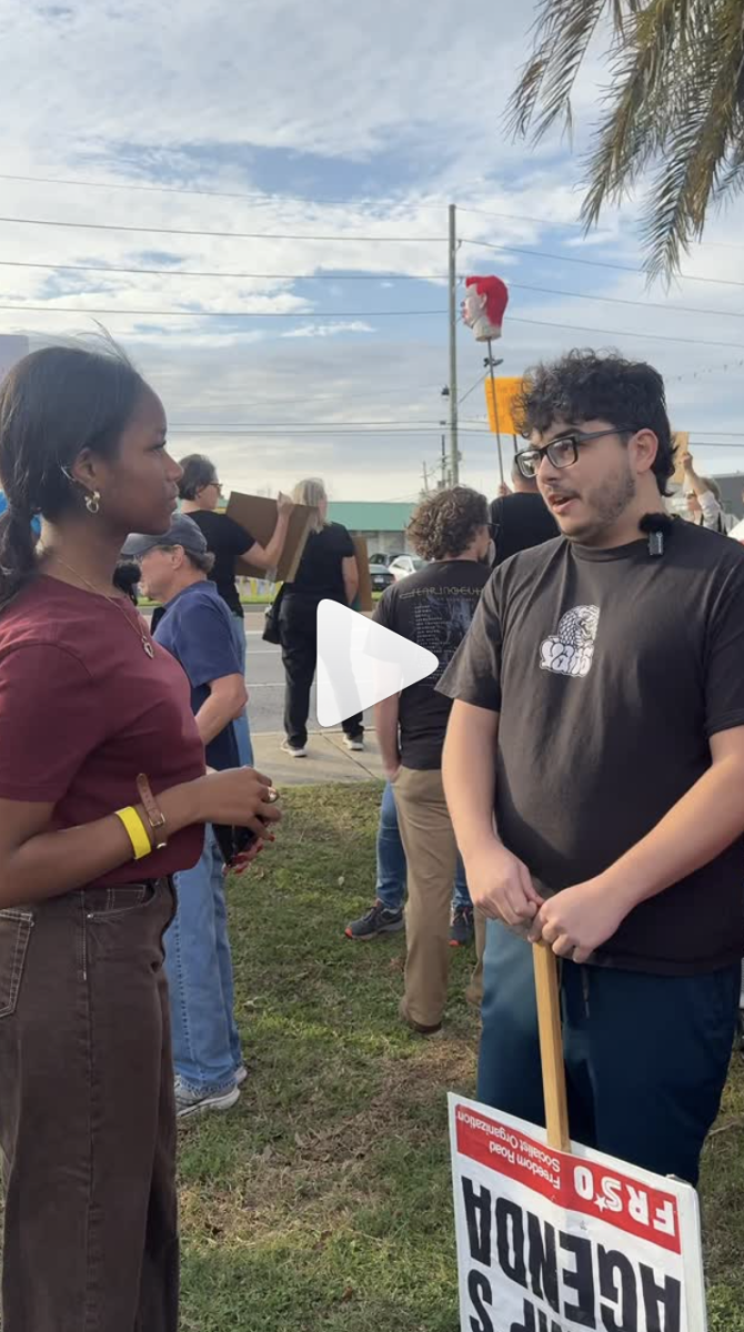 BREAKING: Loyola Members Rally with Protesters Opposing ICE